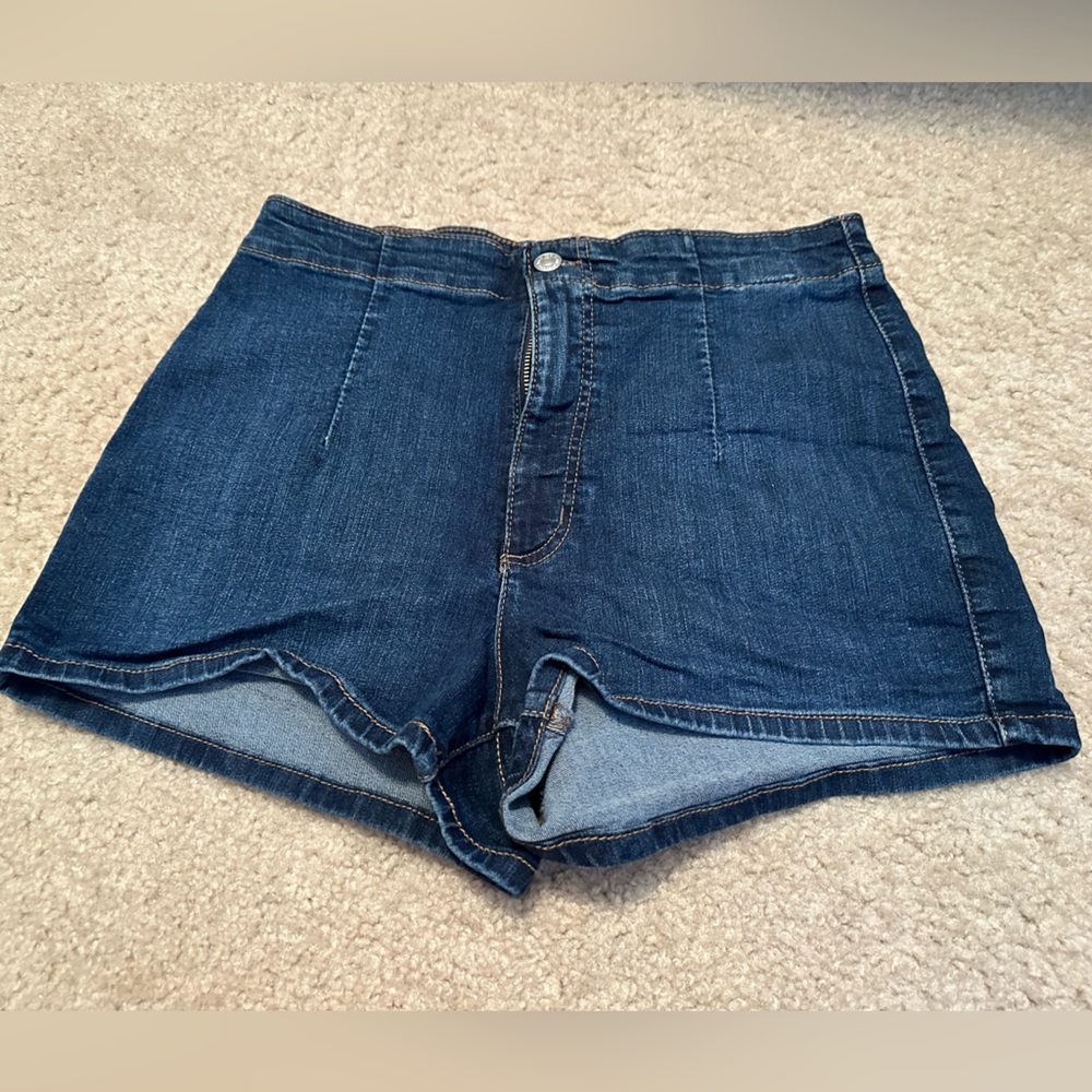 Wild fable high rise shorts